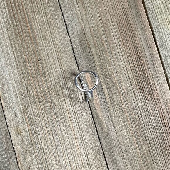 Tiny Delicate  Circle Ring Sterling Silver 925 Size 8 Minimalist Jewelery - Picture 9 of 14